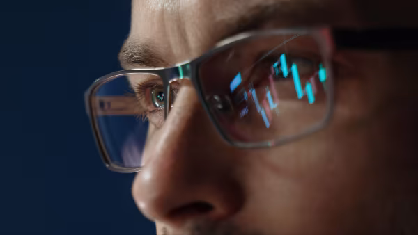 finance man glasses